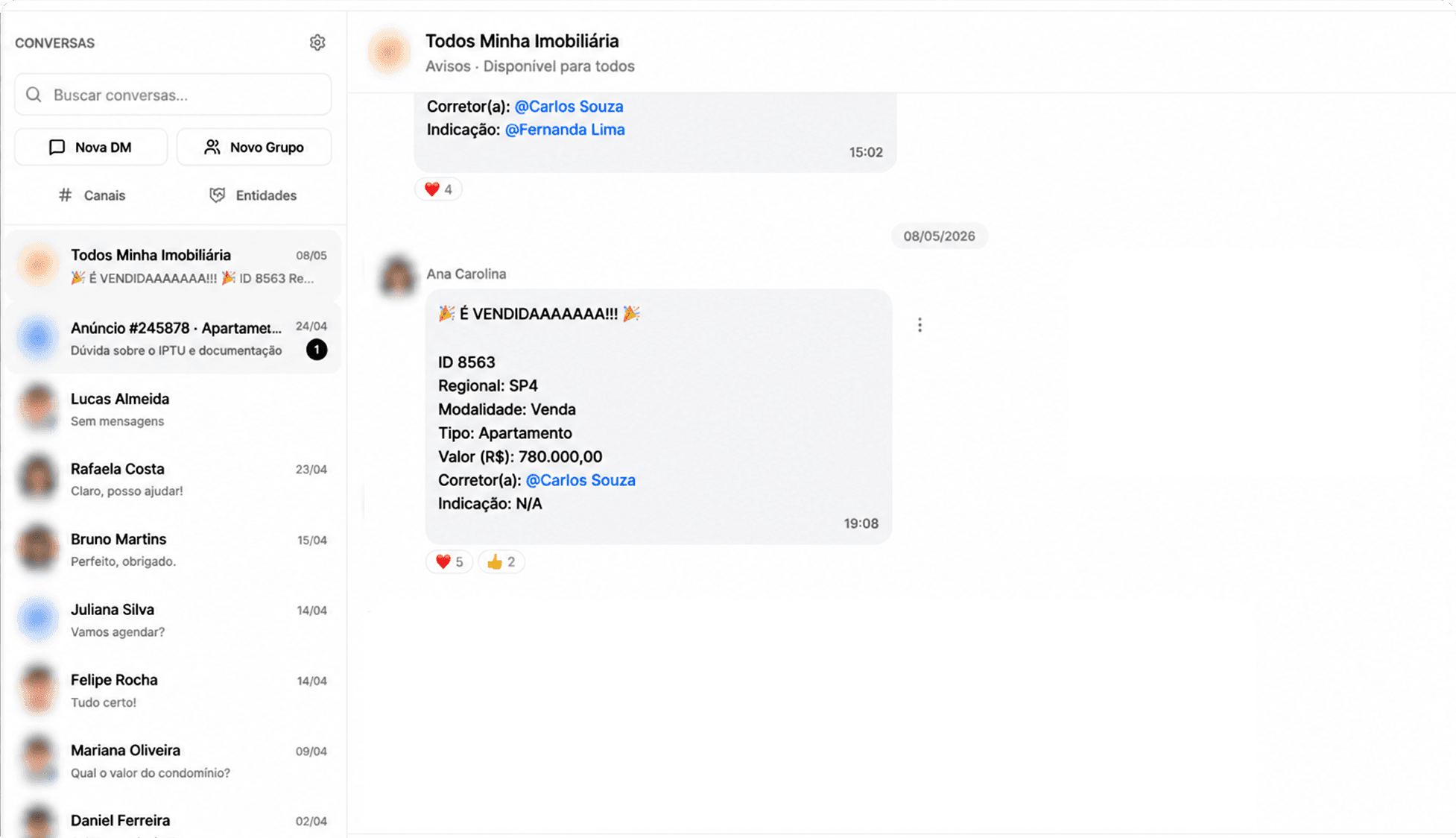 Chat interno do Garagem mostrando a conversa do grupo Todos Minha Imobiliária com aviso de venda do anúncio #8563